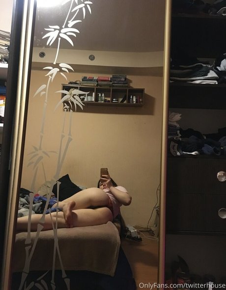 twitterhouse pornstar art photos