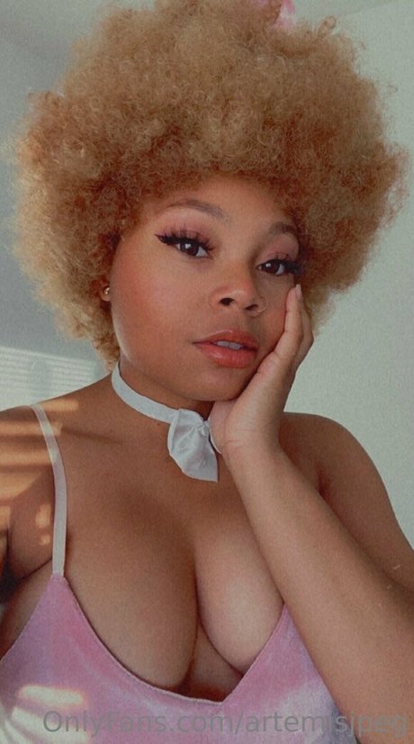 artemisjpeg porn star pictures