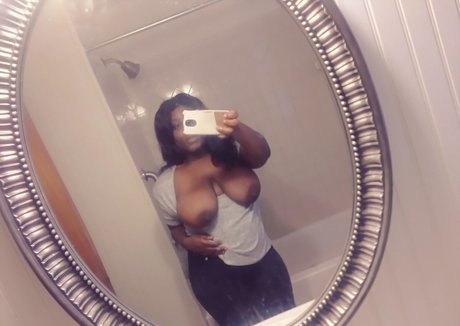 ebonyashley_ model hd galleries