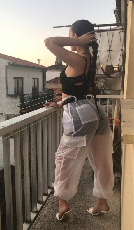 Claudia Vale model beautiful pictures