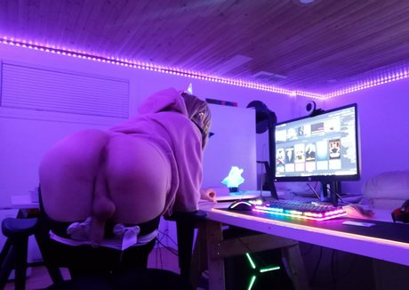 kittyloverboi hot pornstar photos