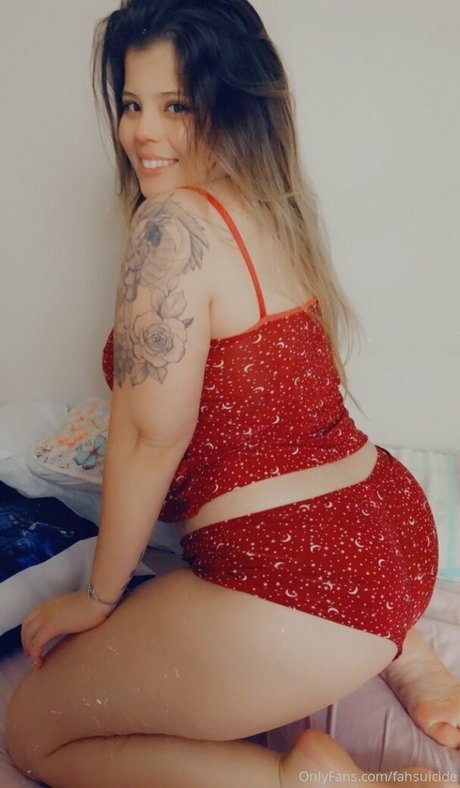 Fah Suicide nudes actress pics