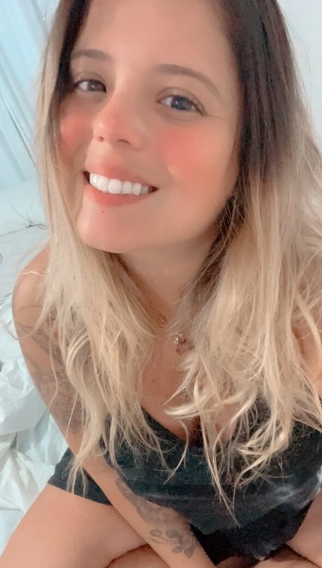 19 years old onlyfans free photo