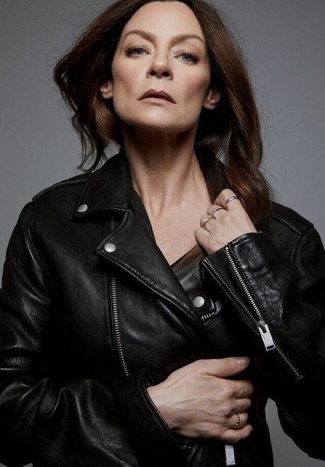 Michelle Gomez model best pictures