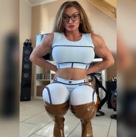 Enrica Ademi hot pornstar archive