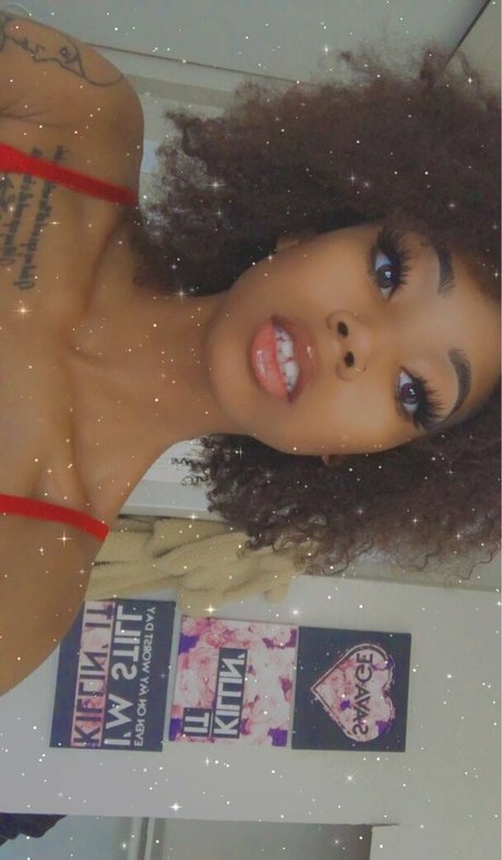 thick ebony onlyfans naked image