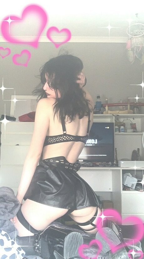 squat riding onlyfans free porn photo