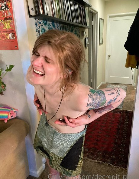 Decrepit plant adult model images