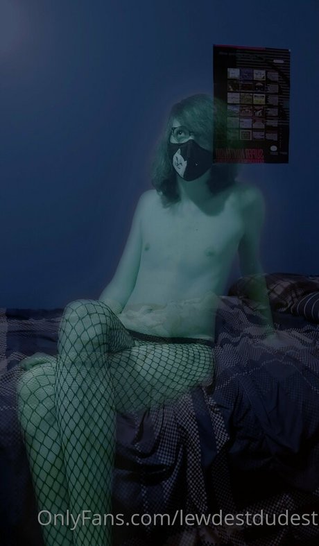 lewdestdudest Quick model image