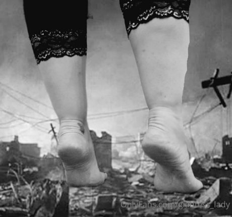 giantess lady porn star photos