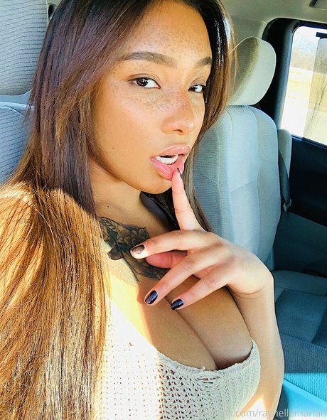 raynellemariah high quality star picture