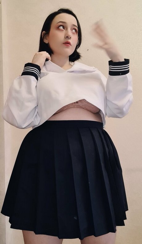 clementinaswansong free star sexy img