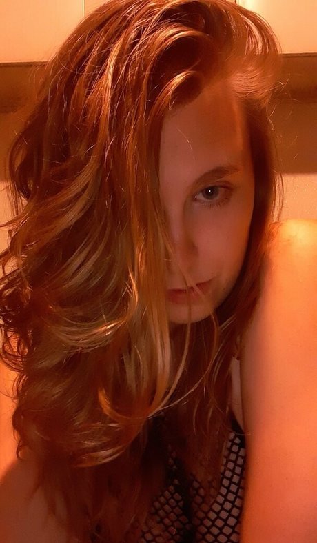 mislonglegs model exclusive image