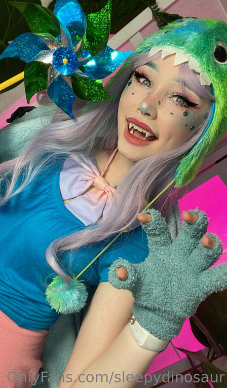 SleepyDinosaur star erotic archive