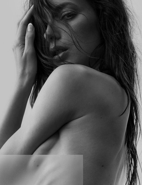 thestickyrice model hd img