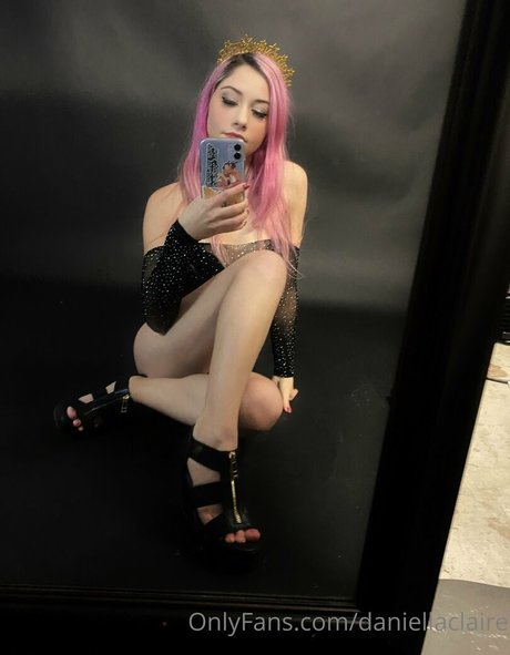 cuckquean onlyfans beautiful photo