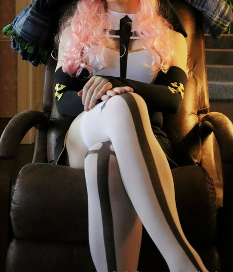 ariharlow pornstar gallery