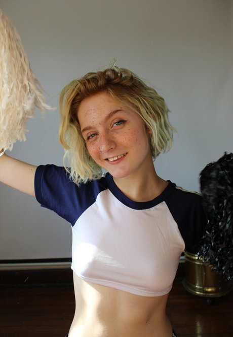 big tits cougar onlyfans pornos picture