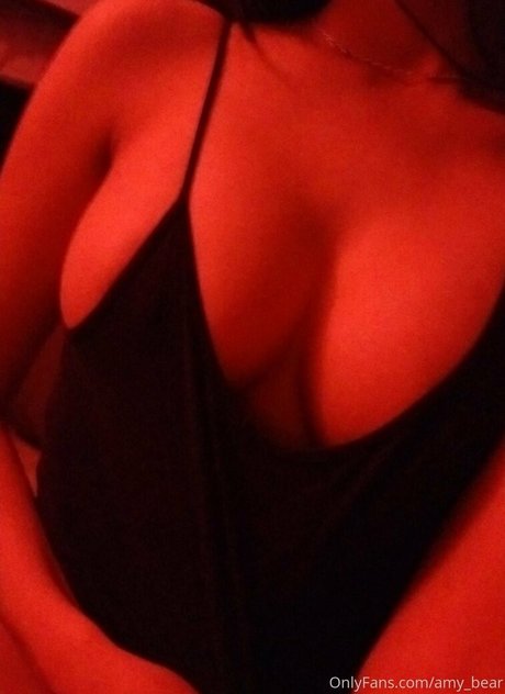 amy bear best model picture