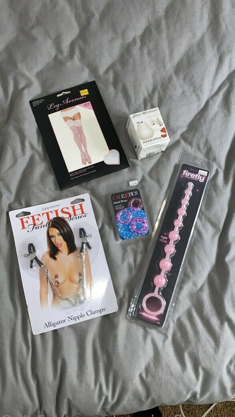 monicaflowerss pornstar sexy photo