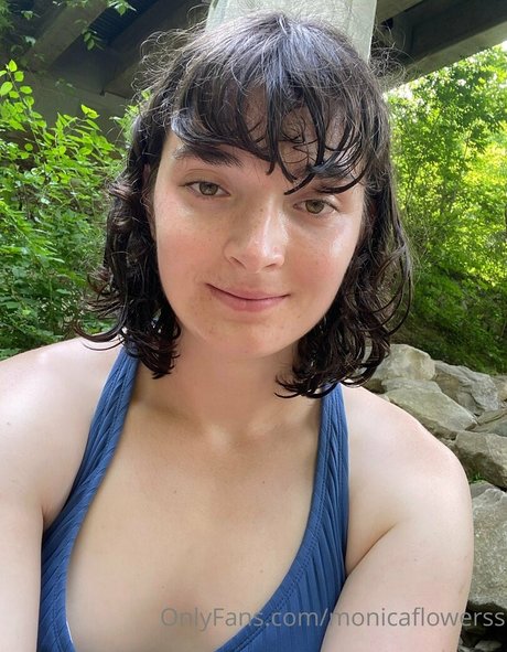 monicaflowerss pornstar sex image