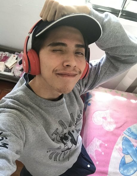 brunosaints_ model nice archive