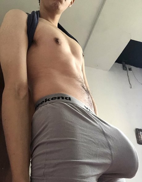 brunosaints_ nude model pictures