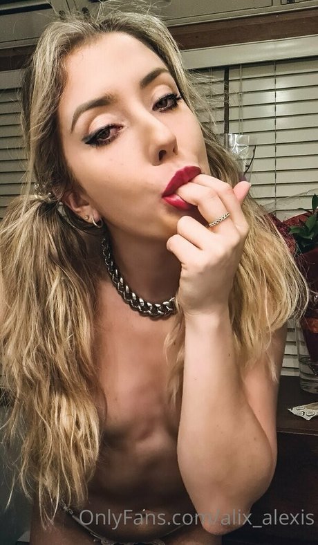 alix alexis perfect actress pictures