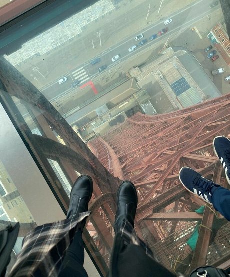 Lucy Whittingham star sexy img