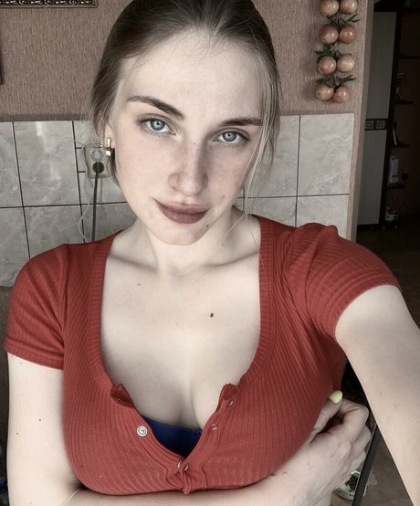 Girl Valerie erotic actress pic