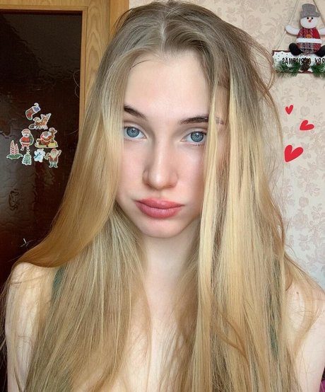 busty mom onlyfans art naked galleries