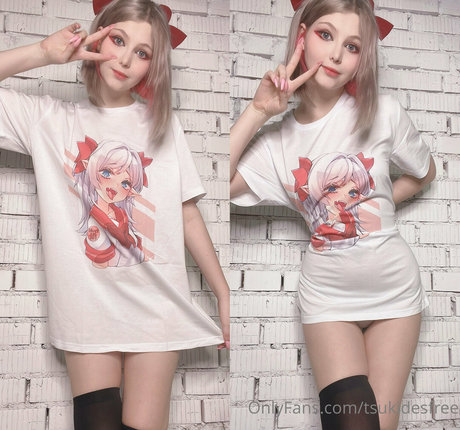 tsukidesfree nudes model pictures