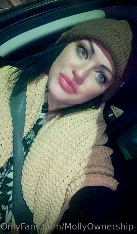 mollyperkoset pornstar naked images