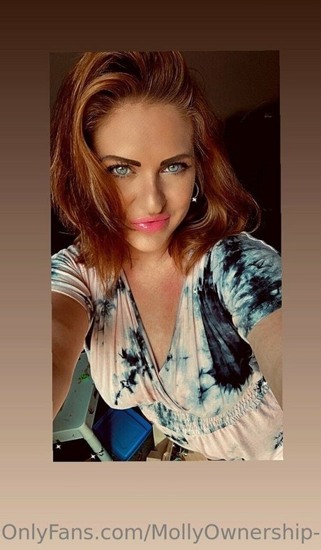 mollyperkoset art pornstar archive