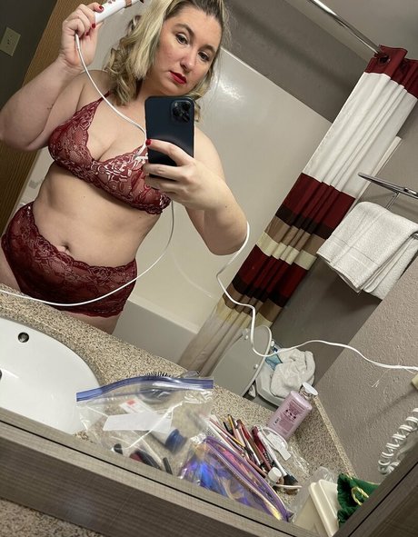 skarlett ivy model naked picture