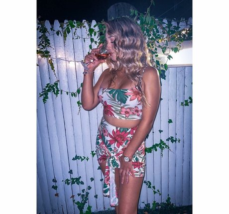 Dale08gc model naked galleries