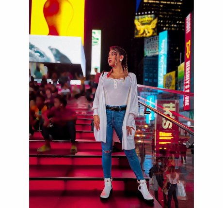 Dale08gc perfect model images