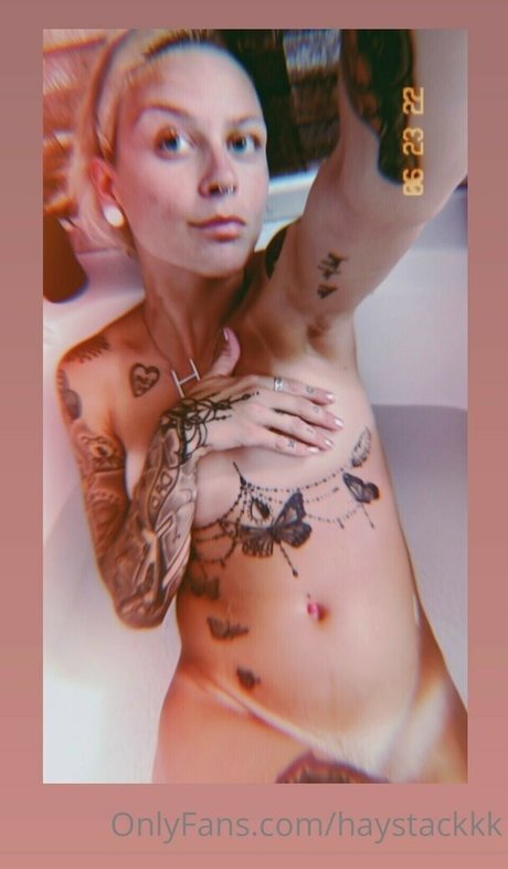 Love After Lockup nudes model img