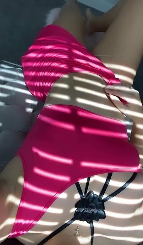 Rosalie Verte model nude image