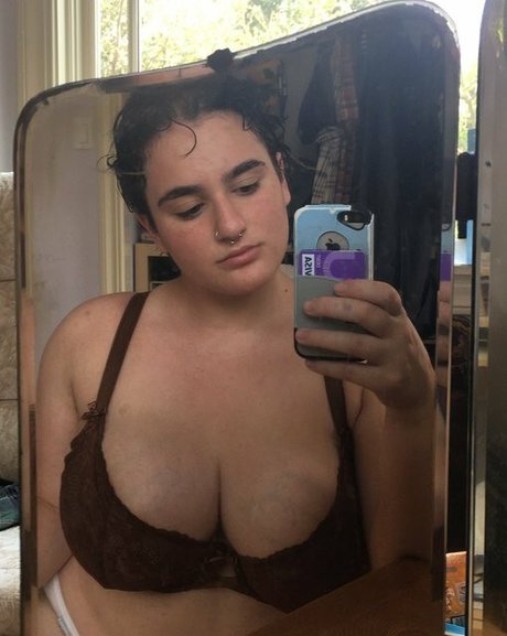 Alida Roos pornographic star gallery