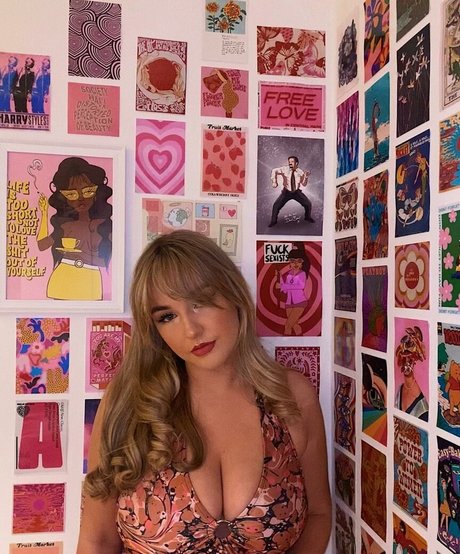 Helayna Birkett exclusive star pics