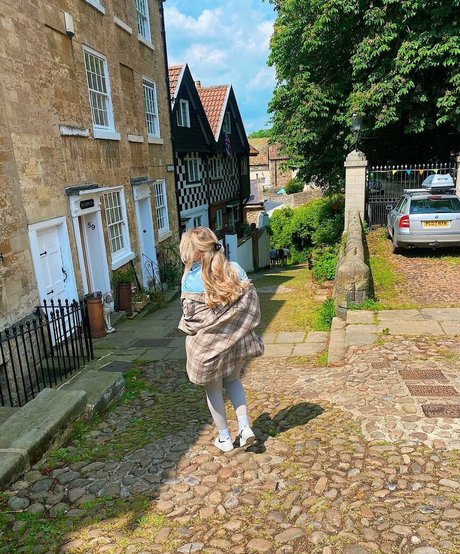 Helayna Birkett pornstar erotic image