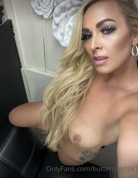 love misssarah unlocked pornstar hd photo