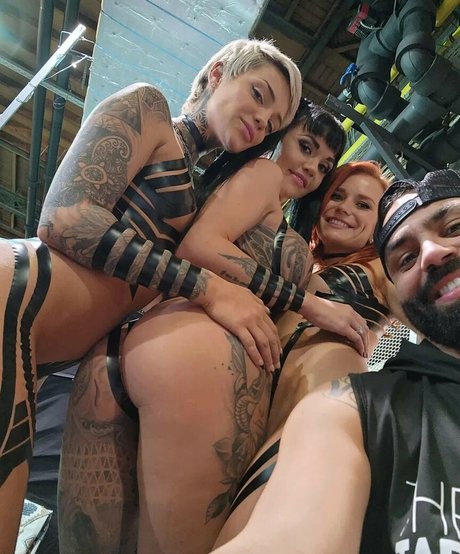 swimming pool onlyfans hd img