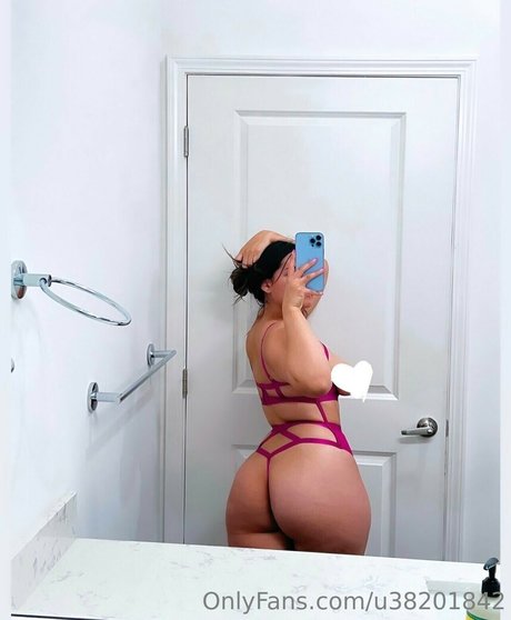 _isabelxx pornstar nude archive