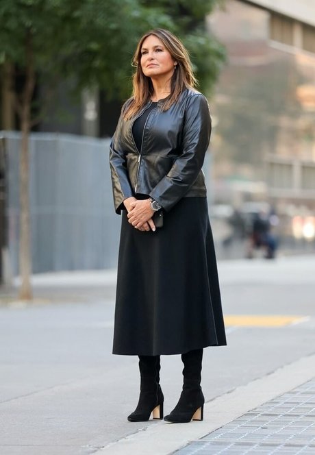 Mariska Hargitay pornstar high quality pictures