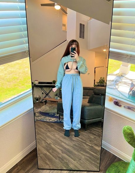 asian bbw onlyfans adult image