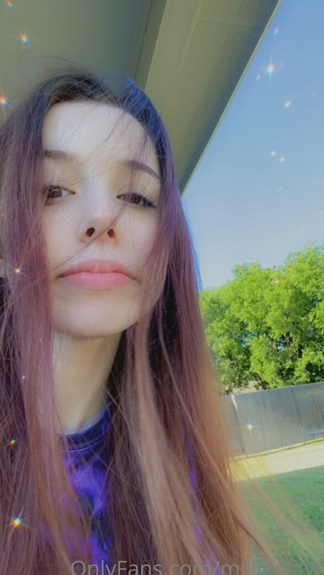 EmiliaNSFW free actress galleries