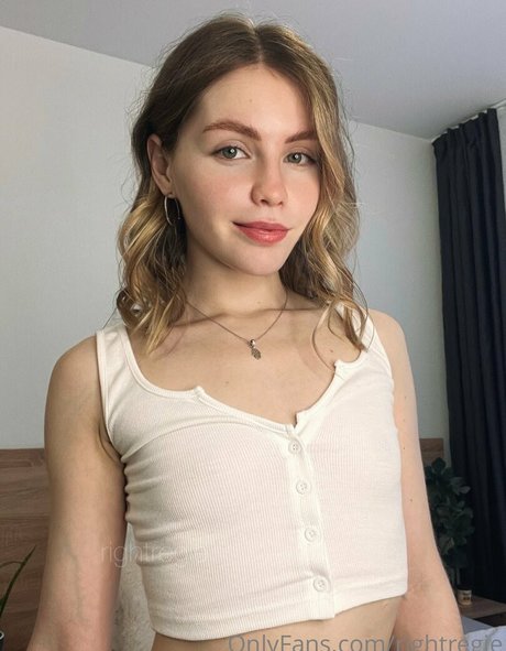 curly ebony onlyfans hot sexy picture