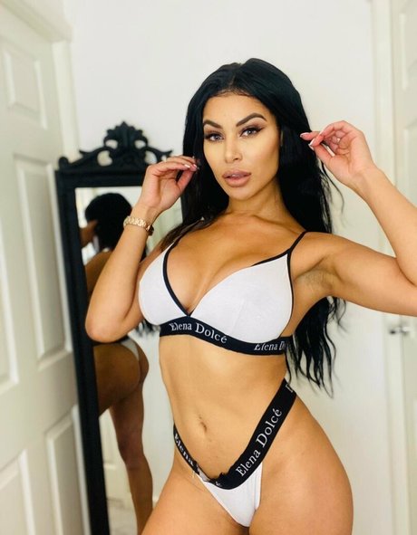 oliviaberzinc pornstar nice picture